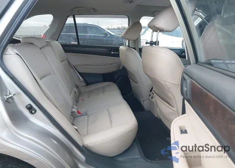 2015 Subaru Outback 2.5I Limited z USA, uszkodzony, nr VIN 4S4BSALC7F3310633